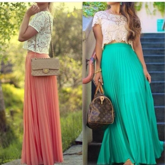 Crochet Crop Top Bundle - Picture 5 of 6